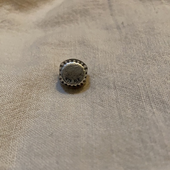 ✨PANDORA✨cupcake charm - Picture 3 of 3